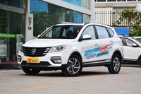 2017款宝骏560 1.5T DCT旗舰型