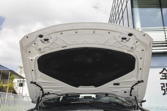 2016款宝马3系 2.0T自动320Li豪华设计套装 