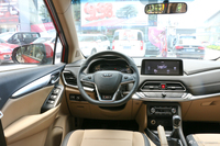 2018款瑞风R3 1.6L手动豪华天窗型