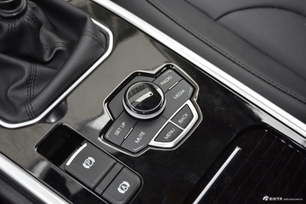 2018款哈弗H6运动版1.5T手动两驱精英型蓝标