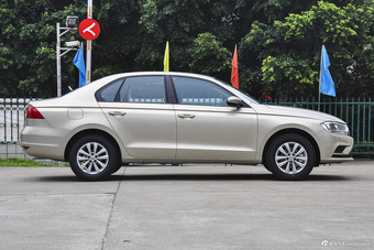 2016款宝来1.6L自动时尚型