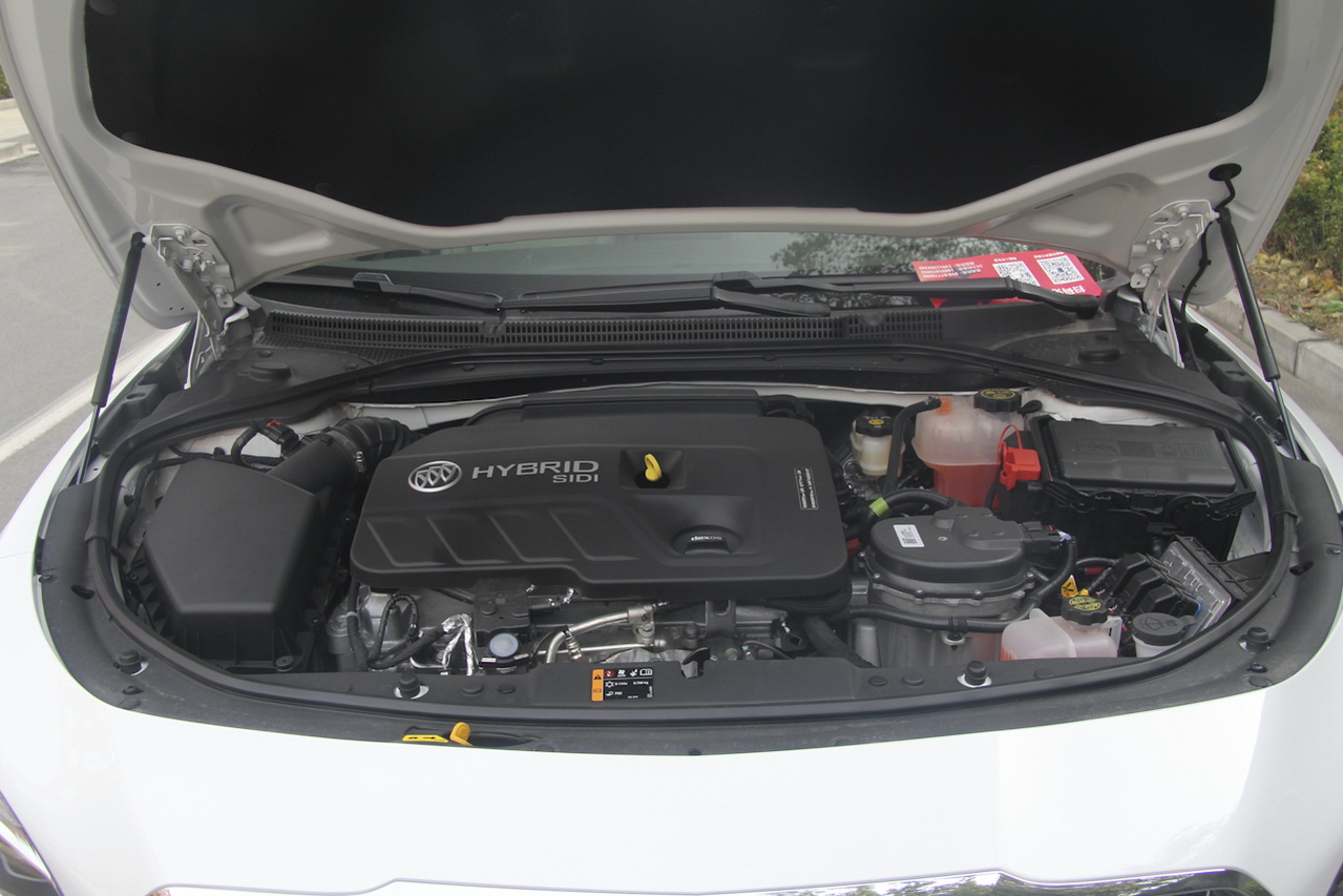 2016款君越1.8L自动30H豪华型