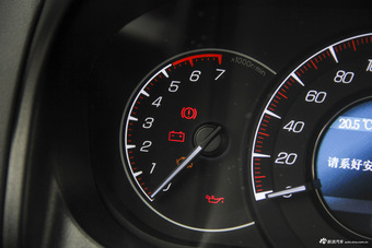 2017款幻速S6 1.5T自动尊享型