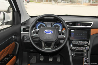 2018款开瑞K60 1.5L手动天窗型