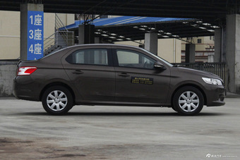 2016款标致301 1.6L自动舒适型