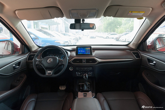 2018款风光S560 1.8L CVT智联型5座图片