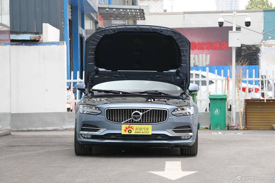2019款沃尔沃S90 2.0T自动T5智雅版