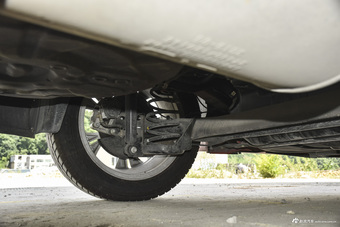 2015款众泰Z500 1.5T 自动尊贵型