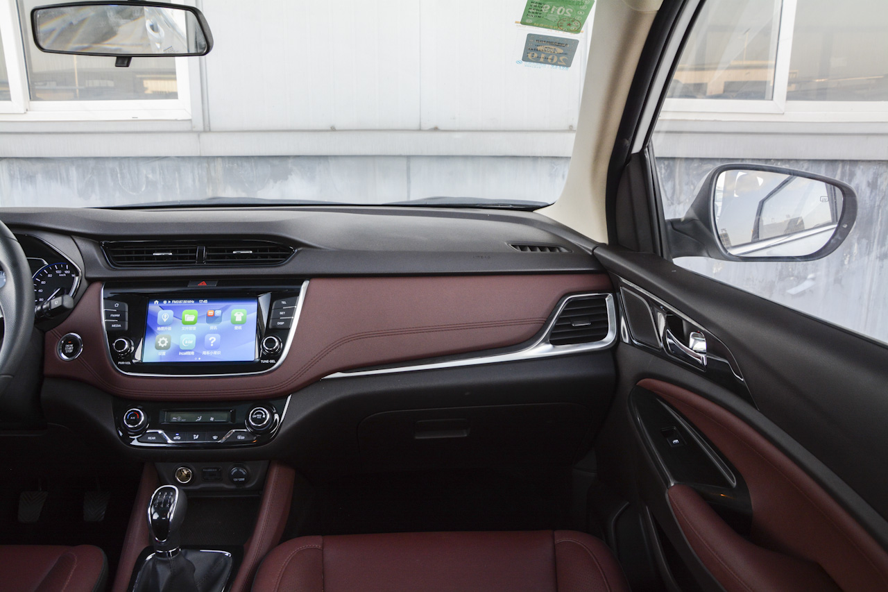 2017款凌轩1.6L手动精英型