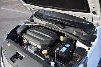 2017款宝骏310W 1.5L手动豪华型