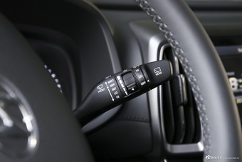 2018款现代ix35 2.0L自动两驱智勇·畅享版