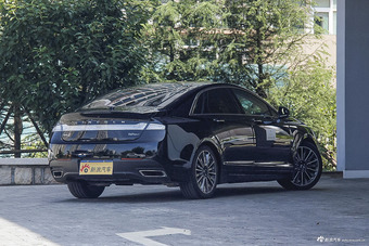 2016款林肯MKZ 2.0T自动尊耀版