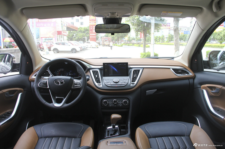 2018款东南DX7 Prime 1.5T自动旗舰型 