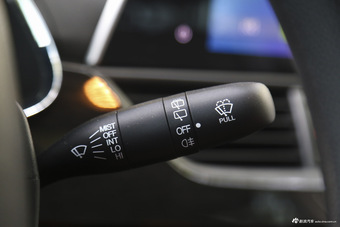 2016款宝骏310 1.2L手动豪华型