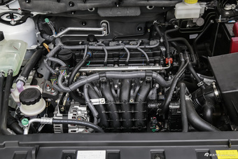 2016款海马M6 1.6L手动舒适型图片