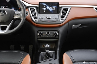 2018款东南DX7 1.5T手动凯旋版