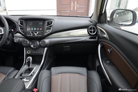 2018款比亚迪宋EV400 智联进享型