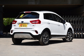 2018款吉利远景X3 1.5L自动精英型