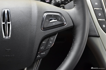 2017款林肯MKX 2.0T自动四驱尊雅版