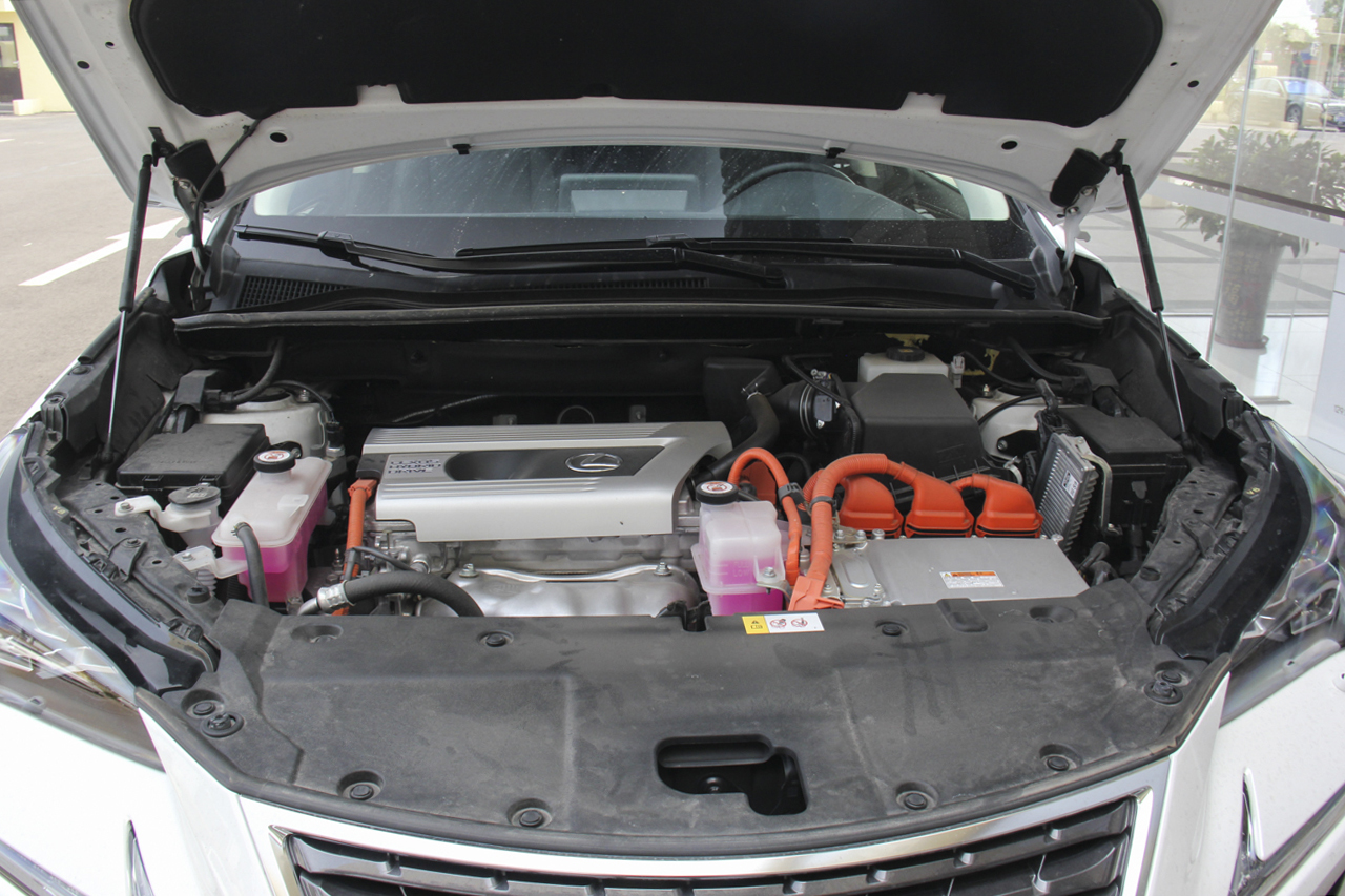 2018款雷克萨斯NX300h 2.5L自动全驱锋致版