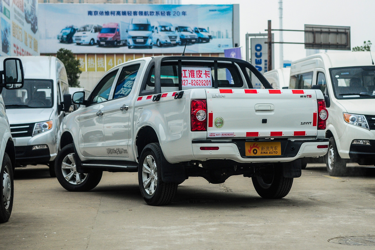 2015款帅铃T6 2.0L手动汽油进取型HFC4GA3-3D