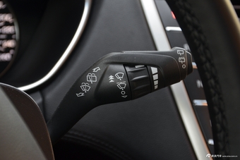 2018款林肯MKX 2.0T自动两驱尊享版