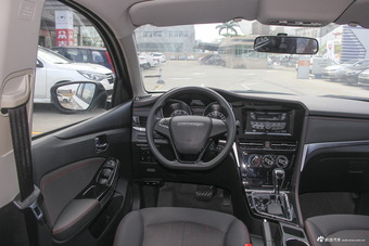 2018款启辰T70 2.0L自动睿趣版