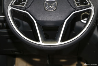 2016款驭胜S350 2.0T自动两驱汽油豪华版7座