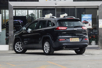 2016款自由光2.0L自动智能版