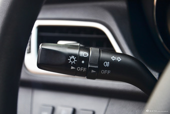 2017款奔腾B30 1.6L 手动舒适型