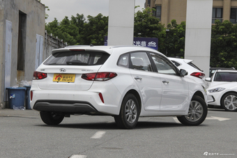 2018款逸行1.6L自动逸心版