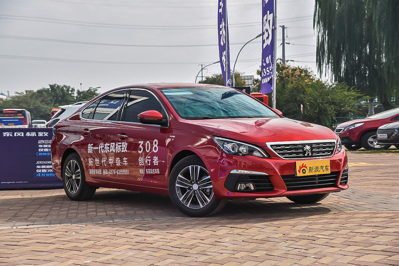 2016款标致308 1.2T自动豪华版