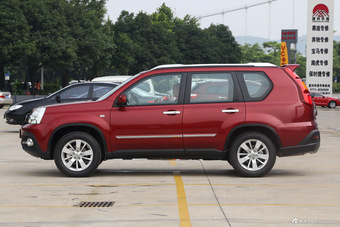 2016款风度MX6 2.0L自动两驱梦想版