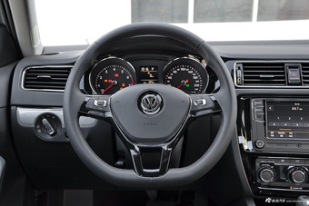 2017款速腾1.6L自动舒适型