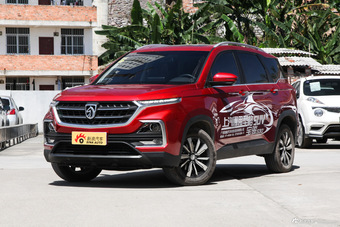 2018款宝骏530 1.5T DCT旗舰型