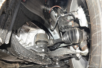 2018款汉兰达2.0T自动四驱至尊版7座