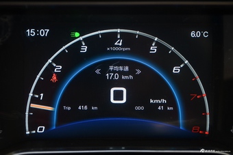 2017款众泰SR9 2.0T 手动极致之梦版（黑色）