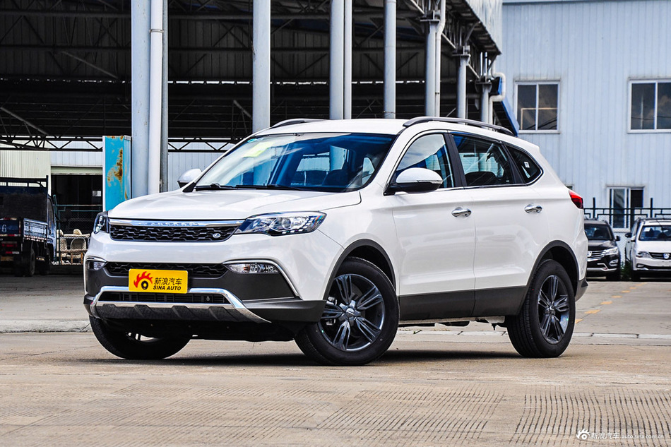 2015款猎豹CS10 2.0T手动新锐版  雅典白