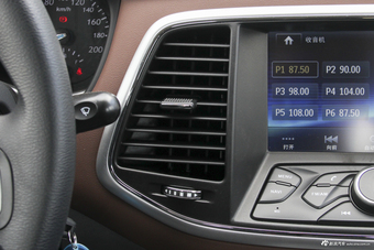 2018款领主2.5T手动两驱精英型大双JE4D25Q5A