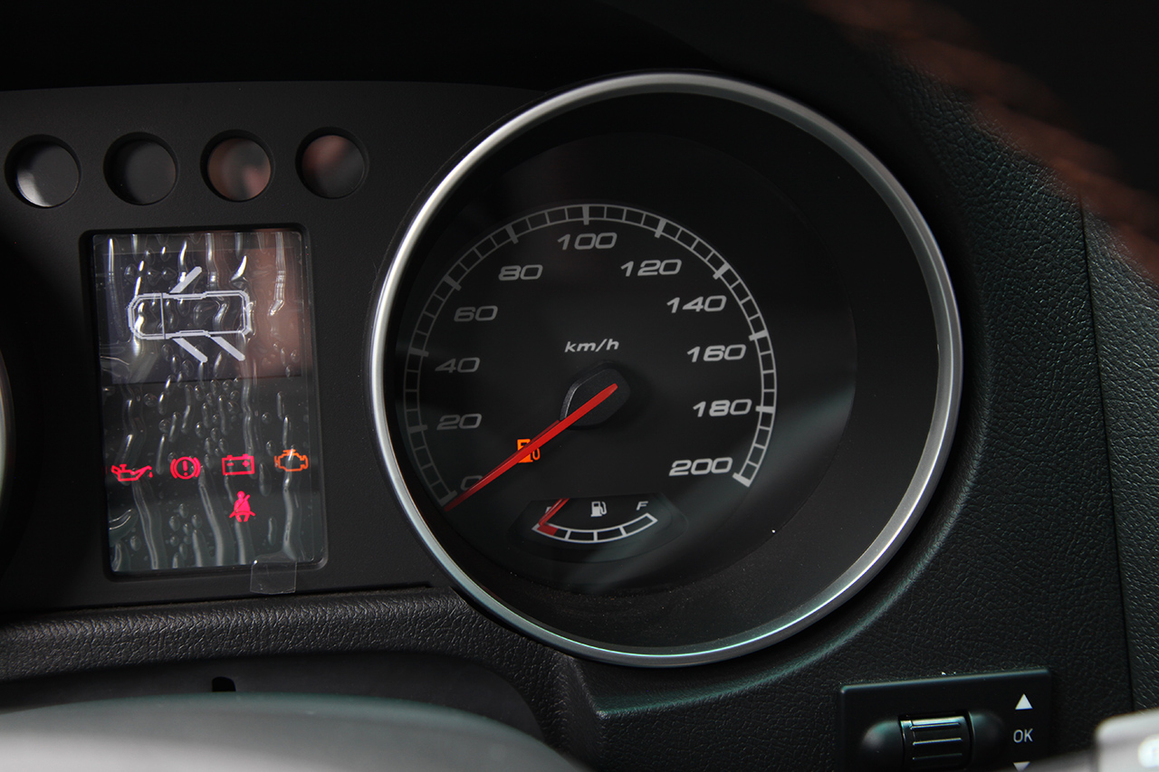 2016款北京BJ40L 2.3T自动两驱尊贵版