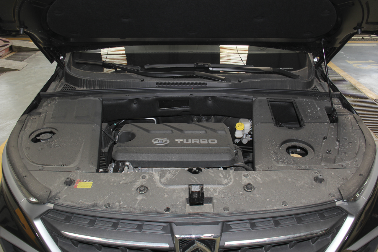 2018款宝骏530 1.5T手动豪华型