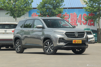 2018款宝骏530 1.5T手动尊贵型