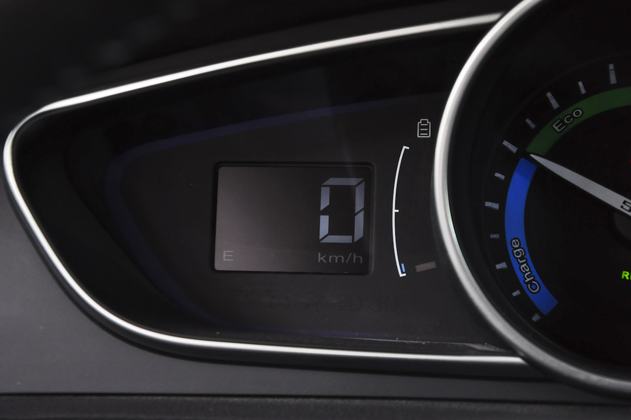 2016款荣威e550 1.5L自动旗舰版