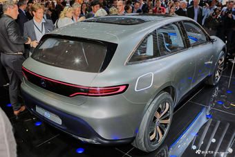 续航里程400km 奔驰EQ-A或售30万左右