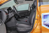 2015款比亚迪秦1.5T自动双冠旗舰版