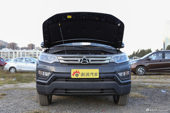 2016款长安CX70 1.6L手动运动型