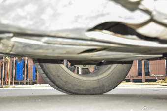 2016款傲虎 2.0T自动尊贵版