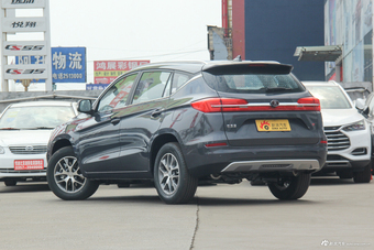 2019款比亚迪宋1.5TI手动智联越动型