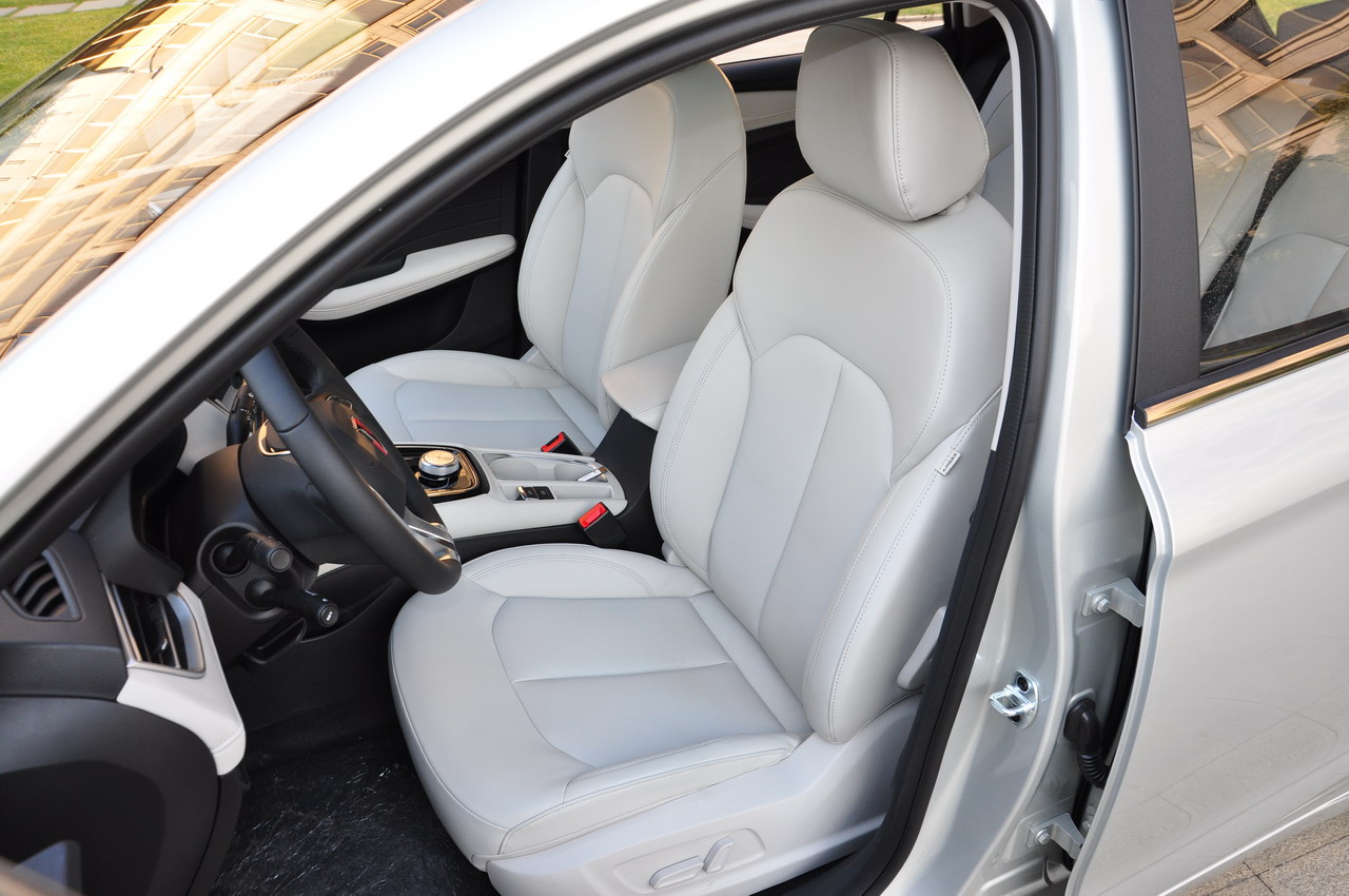 2018款荣威Ei5 基本型