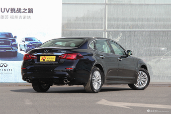 2017款英菲尼迪Q70L 2.5L自动悦享版